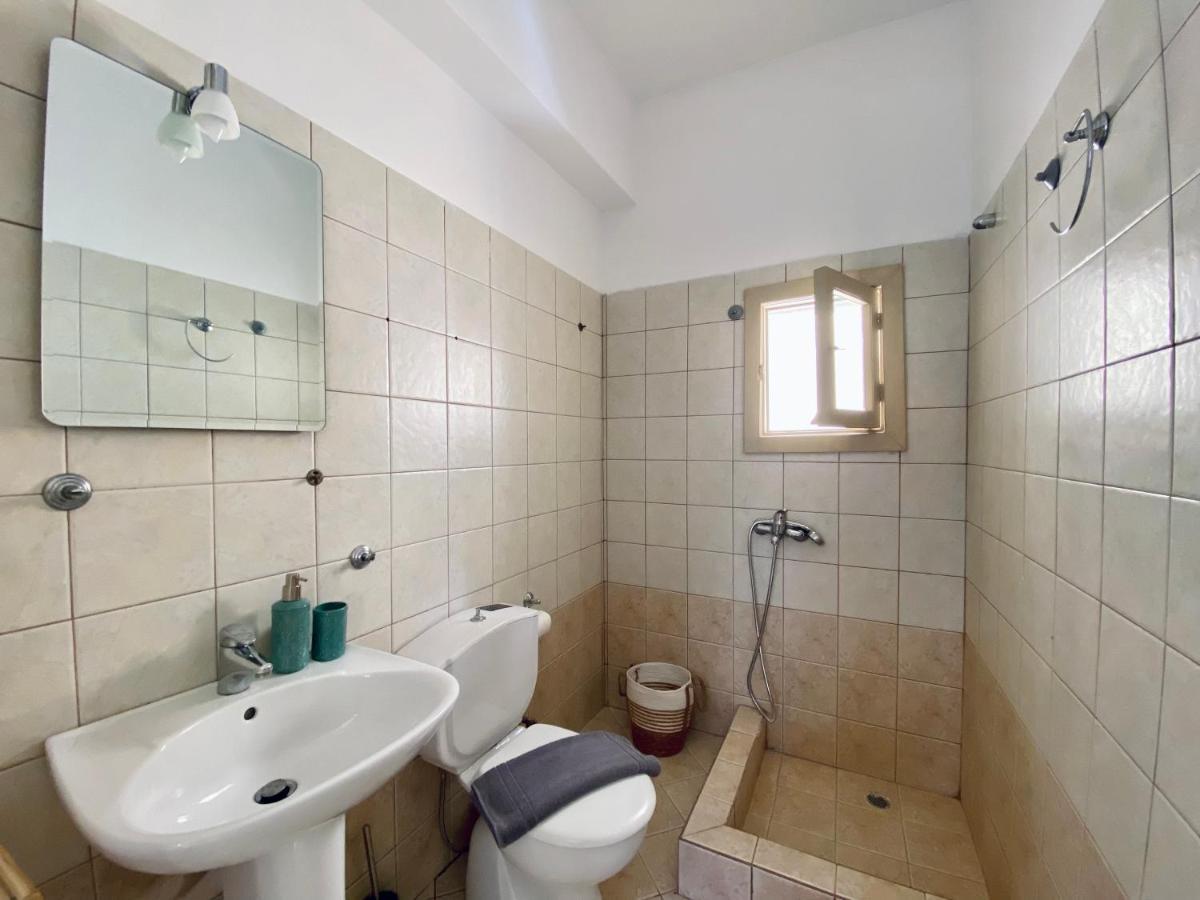 Ferienwohnung To Petrino Meyísti Exterior foto