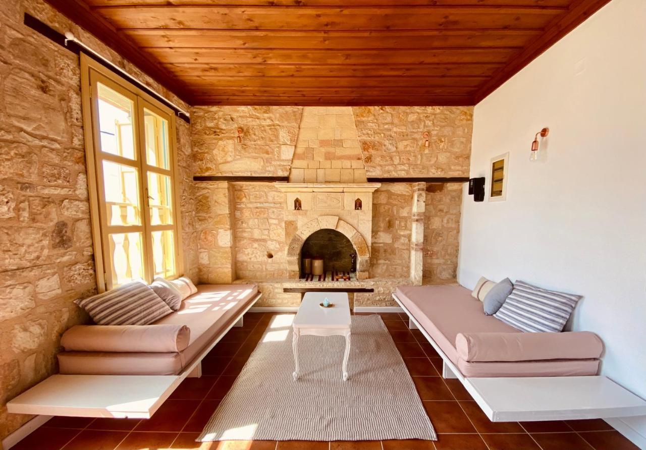 Ferienwohnung To Petrino Meyísti Exterior foto