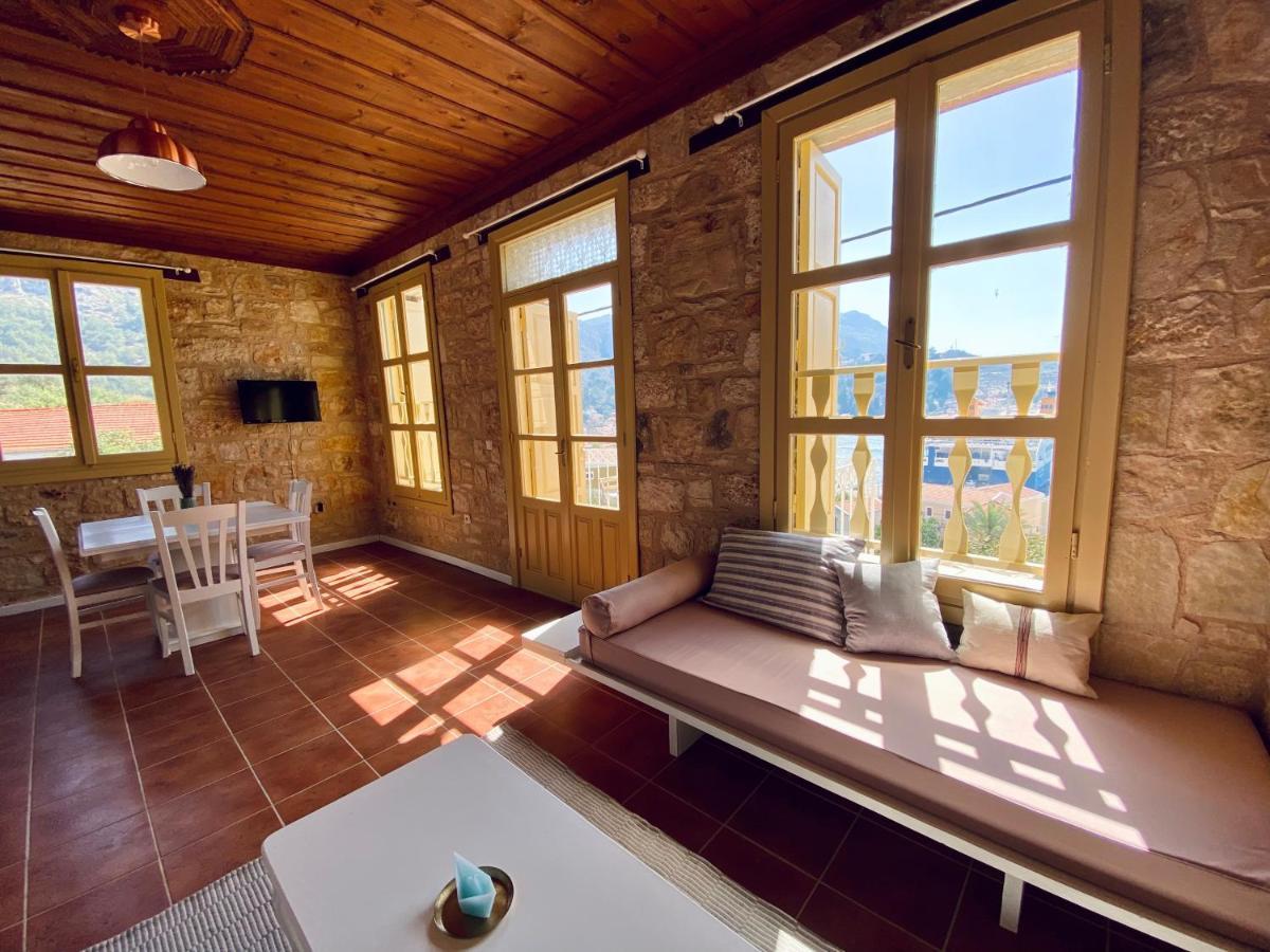 Ferienwohnung To Petrino Meyísti Exterior foto