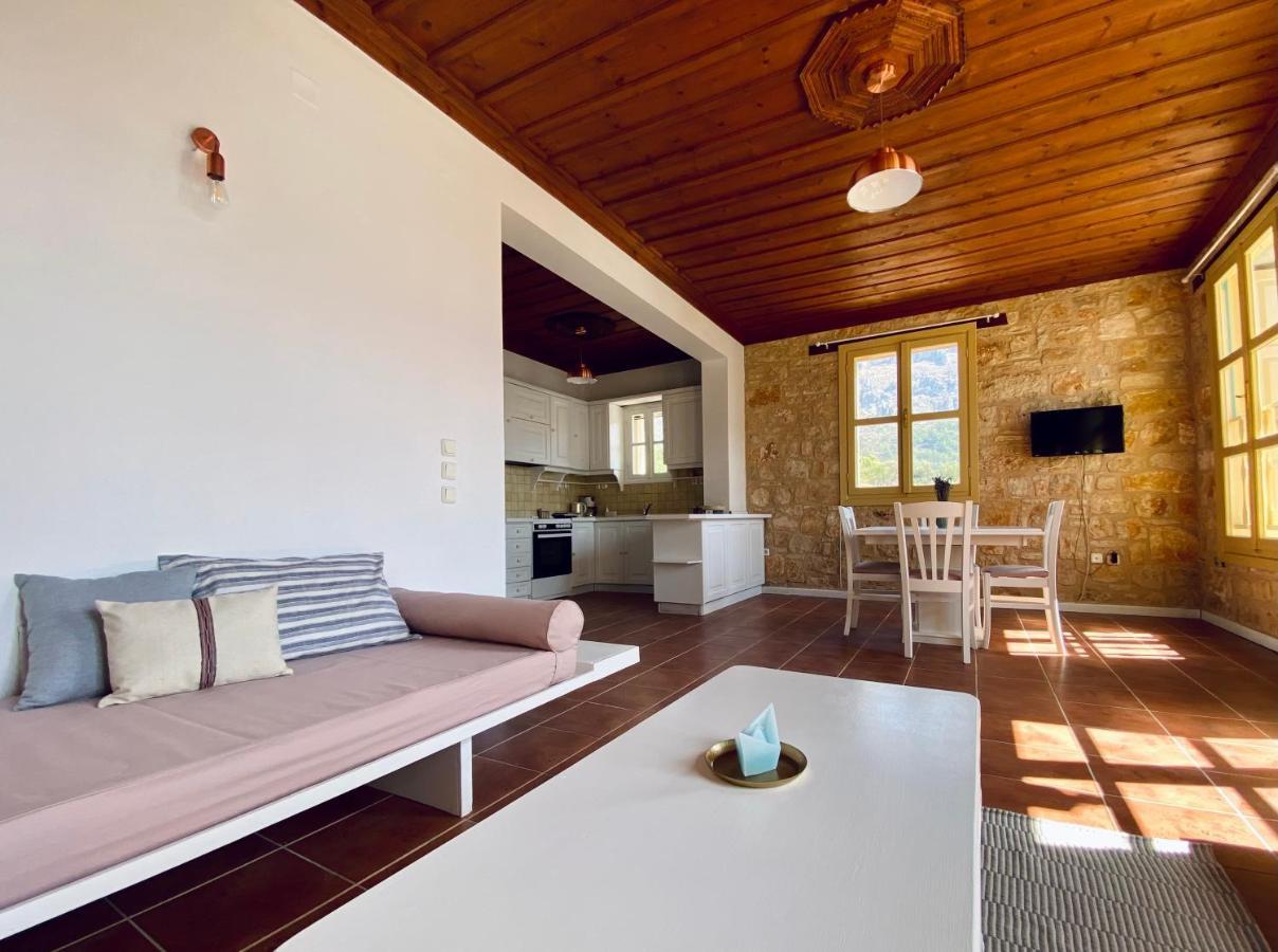 Ferienwohnung To Petrino Meyísti Exterior foto